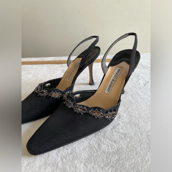 Manolo Blahnik Satin Crystal Embellished Sling Back - Picture 3 of 16